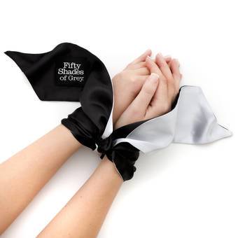 Fifty Shades of Grey Soft Limits Deluxe Wrist Tie