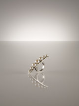 Betony Vernon String of Pearls Massage Sterling Silver Ring